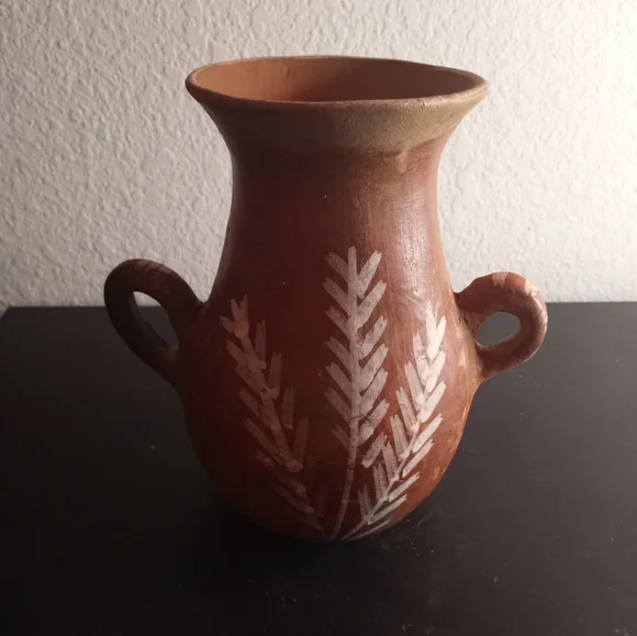 GORGEOUS RARE Peruvian Quinua 7 Clay Harvest Peacock Vase GORGEOUS RARE Peruvian Quinua 7 Clay Harvest Peacock Vase